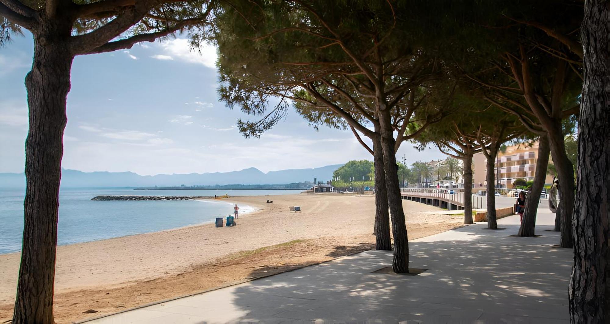 Beach Apartment Regueral Cambrils Ngoại thất bức ảnh